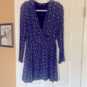 Zara dress 👗 Sz Small. Pretty floral full skirt & shoulder pads.  Like new SALE